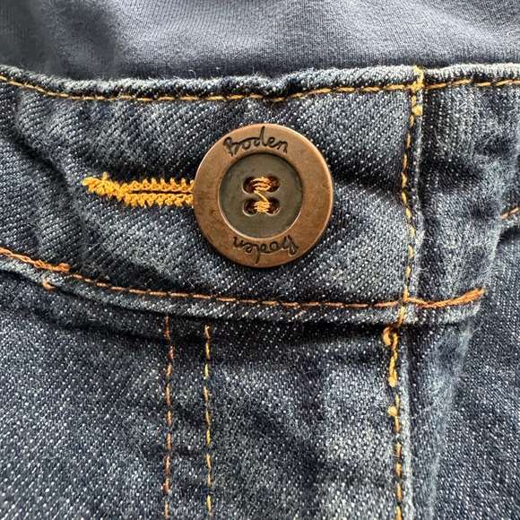 Boden blue dark wash adjustable straps full belly panel maternity jeans, size 6 - Picture 6 of 14